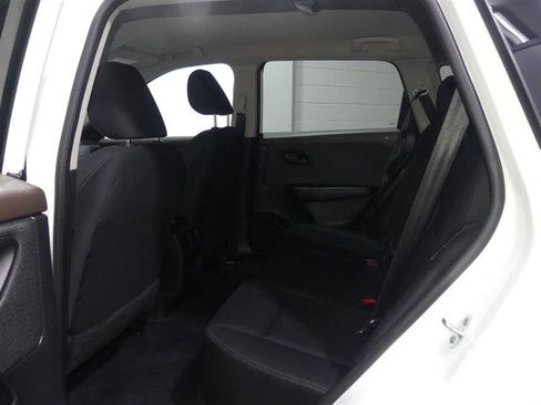 Used 2023 Nissan Rogue S image 26