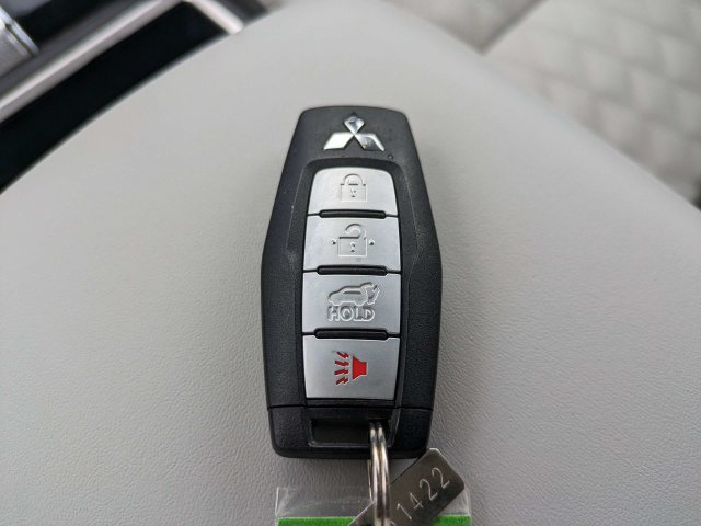 Used 2024 Mitsubishi Outlander SEL FWD image 35