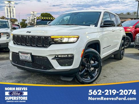 Used 2023 Jeep Grand Cherokee Limited w/ Luxury Tech Group II AWD/4WD image 1