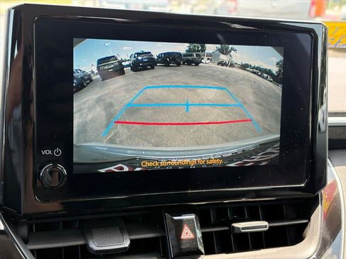Used 2024 Toyota Corolla LE FWD image 14
