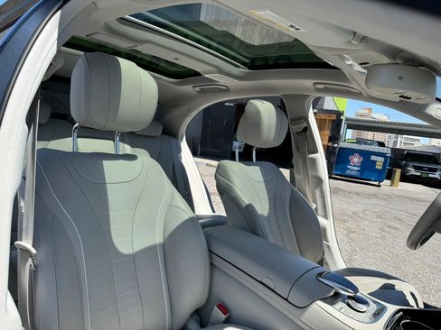 Used 2016 Mercedes-Benz S 550 Sedan image 17