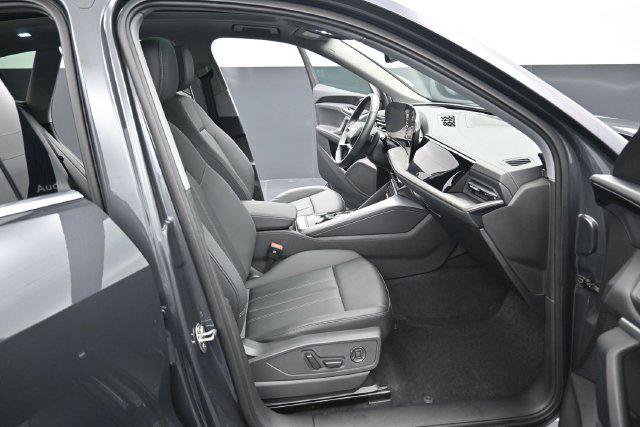 Used 2025 Audi Q5 Premium AWD/4WD image 35