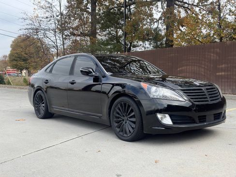 Used 2014 Hyundai Equus Signature image 3