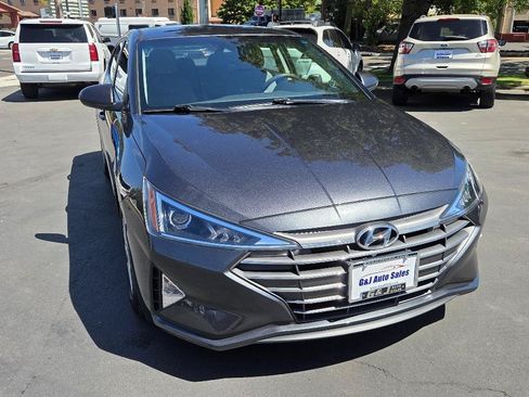 Used 2020 Hyundai Elantra SE FWD image 4