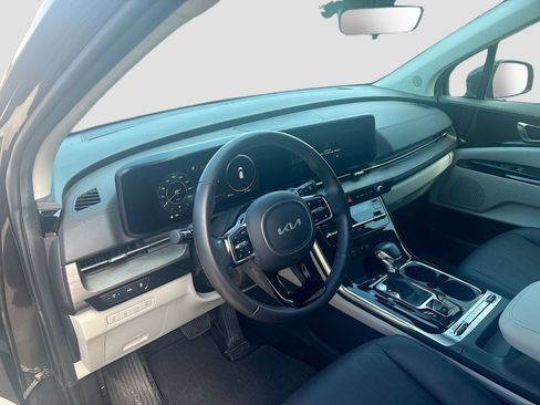 Used 2024 Kia Carnival SX FWD image 9