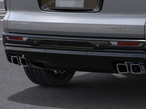 New 2026 Chevrolet Traverse High Country FWD image 14