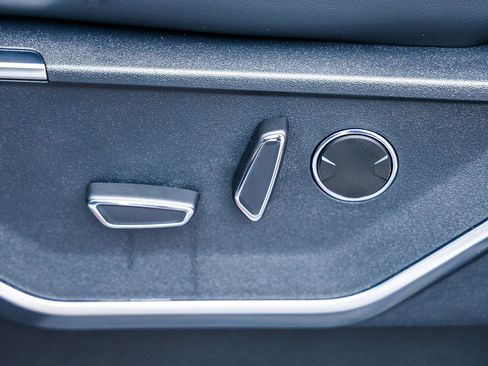 Used 2025 Ford F150 Raptor image 22