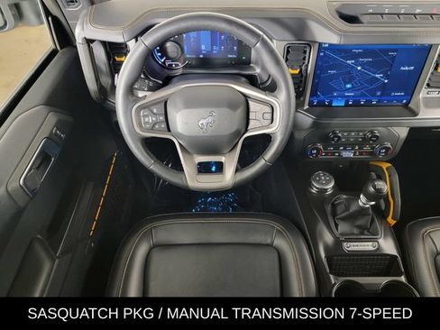 Used 2024 Ford Bronco Badlands w/ Sasquatch Package AWD/4WD image 24