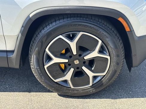 Used 2023 Rivian R1S Adventure AWD/4WD image 38