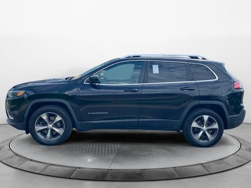 Used 2019 Jeep Cherokee Limited AWD/4WD image 2
