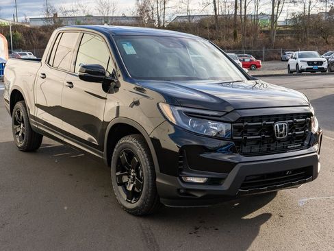 New 2026 Honda Ridgeline Black Edition image 4