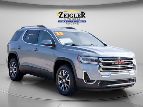 Used 2023 GMC Acadia SLT AWD/4WD image 1
