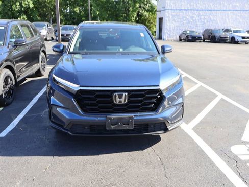 Used 2024 Honda CR-V EX-L image 2