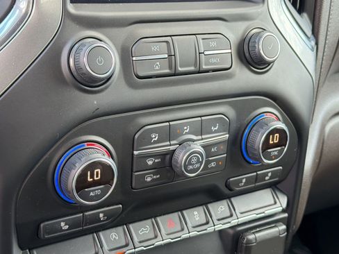 Used 2019 Chevrolet Silverado 1500 RST w/ All-Star Edition RWD image 18