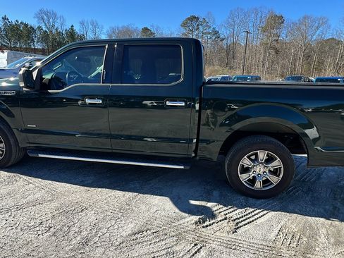 Used 2015 Ford F150 XLT w/ Equipment Group 302A Luxury image 11