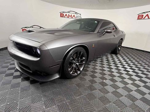 Used 2020 Dodge Challenger R/T Scat Pack w/ Driver Convenience Group RWD image 4