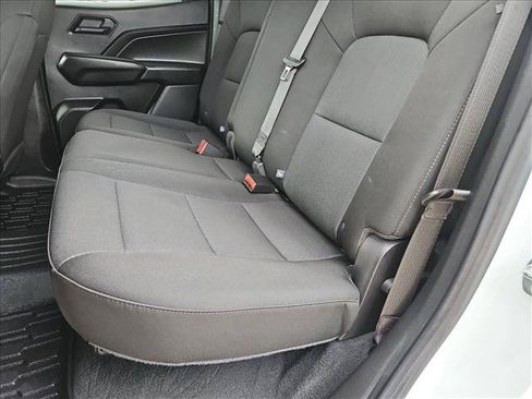 Used 2024 Chevrolet Colorado W/T w/ WT Convenience Package RWD image 18