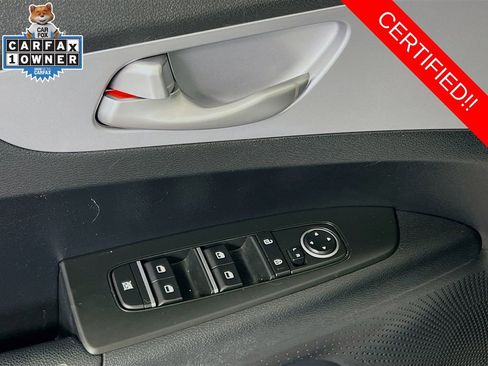 Certified 2024 Kia Forte LXS FWD image 17