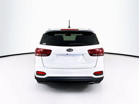 Used 2020 Kia Sorento LX FWD image 5