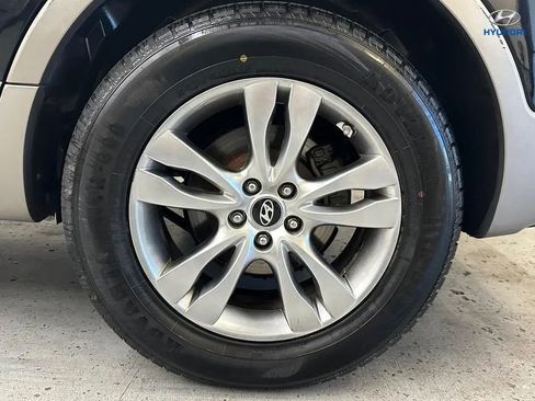 Used 2012 Hyundai Veracruz Limited FWD image 29