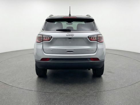 Used 2025 Jeep Compass Limited AWD/4WD image 7