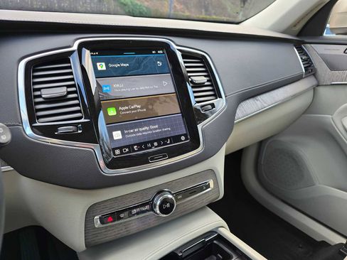 Used 2024 Volvo XC90 B6 Ultimate w/ Protection Package Premier image 27