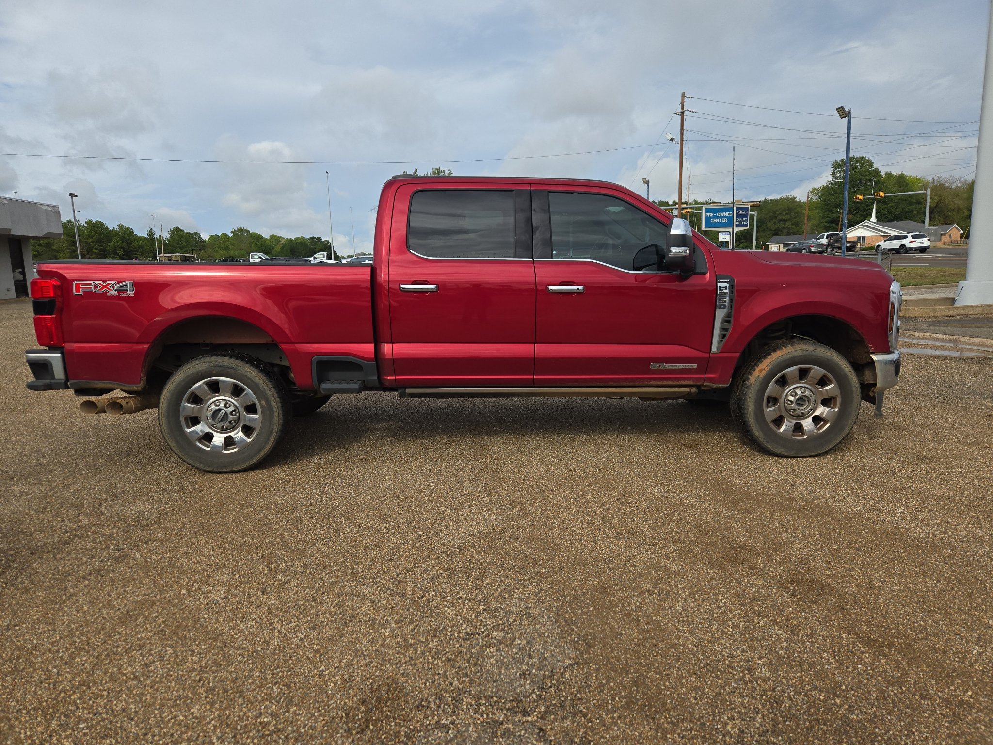 Used 2025 Ford F250 Lariat w/ Lariat Ultimate Package AWD/4WD image 6