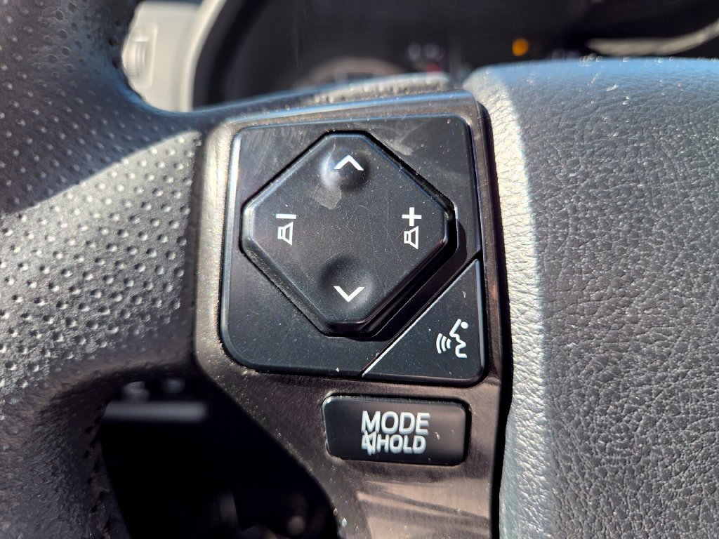 Used 2024 Toyota 4Runner TRD Off-Road AWD/4WD image 18
