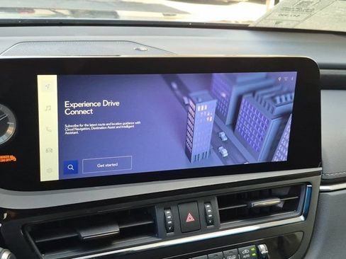 Used 2025 Lexus ES 300h w/ Premium Package FWD image 22