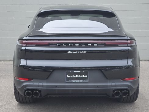 New 2026 Porsche Cayenne S AWD/4WD image 15