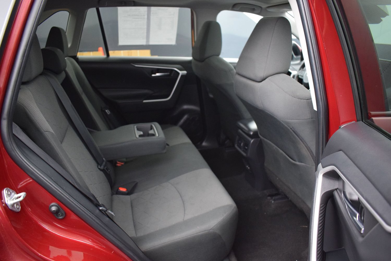 Used 2022 Toyota RAV4 XLE w/ Convenience Package AWD/4WD image 11