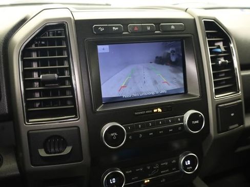 Used 2021 Ford Expedition XLT AWD/4WD image 22
