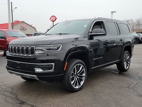 Used 2023 Jeep Wagoneer Series III w/ Premium Group I image 8