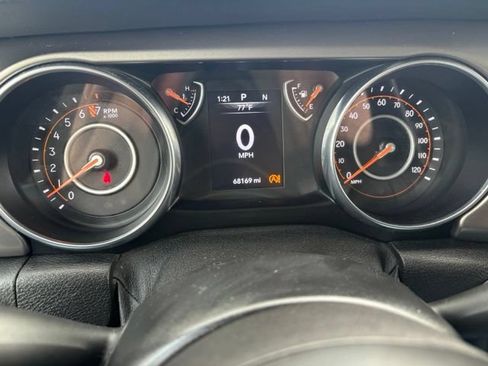 Used 2020 Jeep Wrangler Sport AWD/4WD image 25