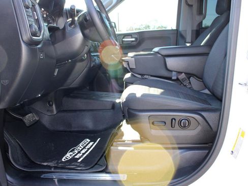 Used 2019 Chevrolet Silverado 1500 LT Trail Boss w/ Convenience Package image 15