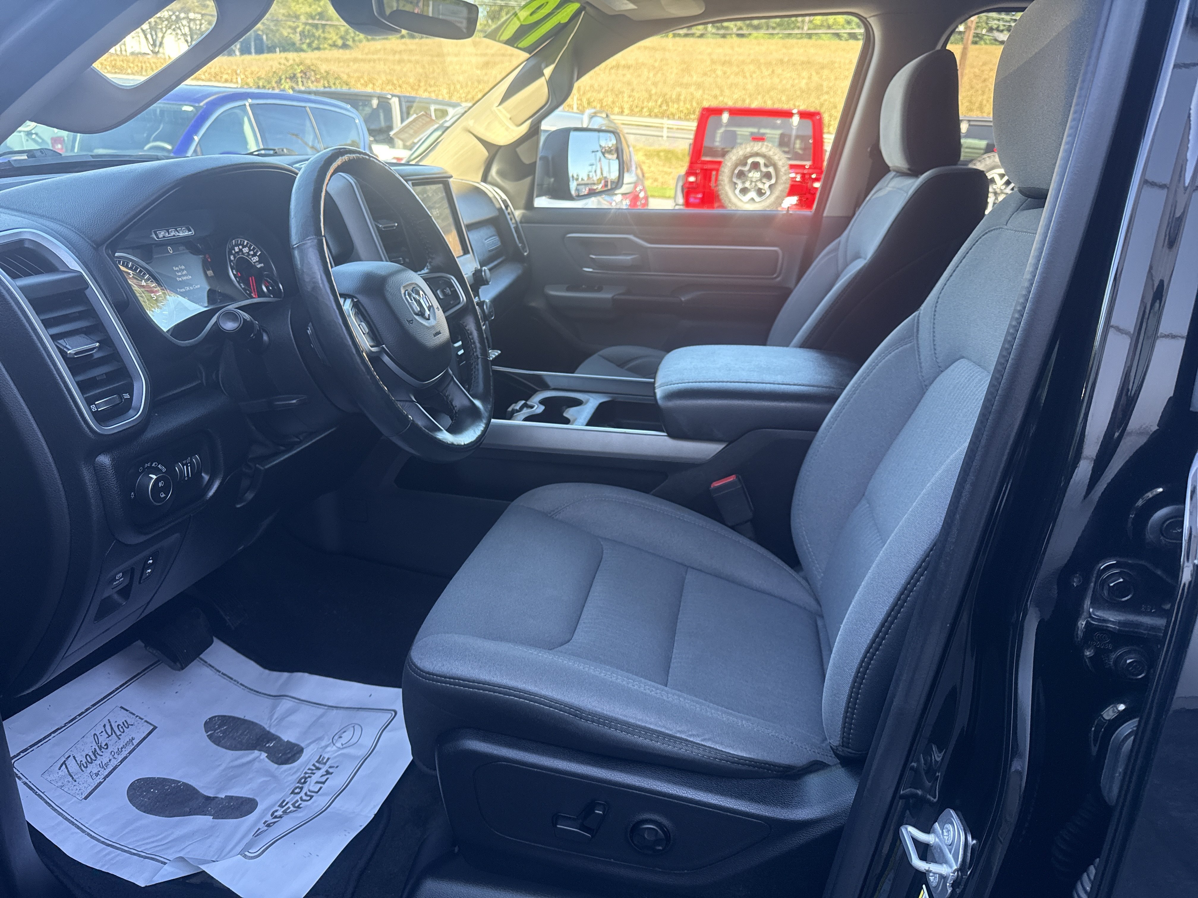 Used 2019 RAM 1500 Big Horn AWD/4WD image 12