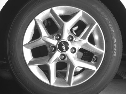 Used 2025 Kia Soul LX w/ LX Technology Package FWD image 19