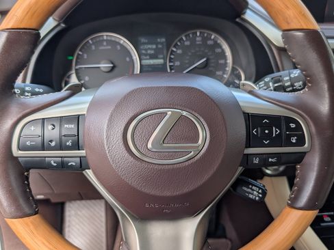 Used 2020 Lexus RX 350 FWD w/ Premium Package image 18