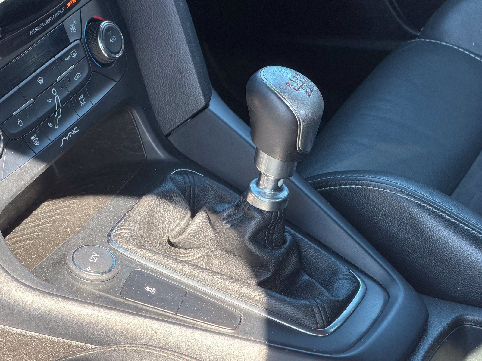 Used 2016 Ford Focus ST w/ Equipment Group 401A FWD image 16