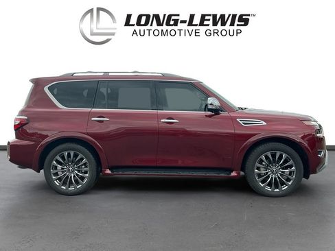 Used 2023 Nissan Armada Platinum w/ Captain's Chairs Package RWD image 8
