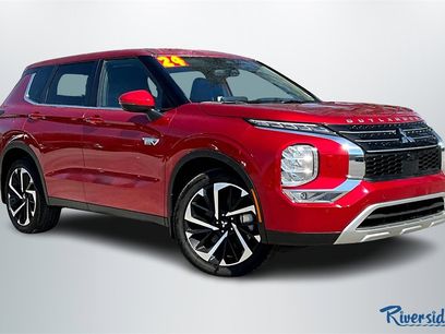 New 2024 Mitsubishi Outlander SE