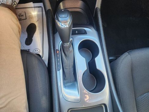 Used 2020 Chevrolet Malibu LS image 19