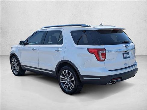 Used 2019 Ford Explorer Platinum AWD/4WD image 7