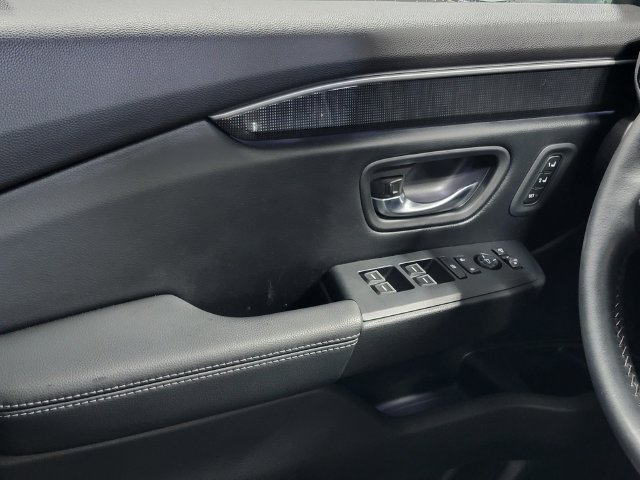 Certified 2024 Honda Pilot Elite image 21