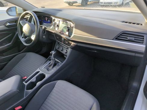 Certified 2024 Volkswagen Jetta S FWD image 9