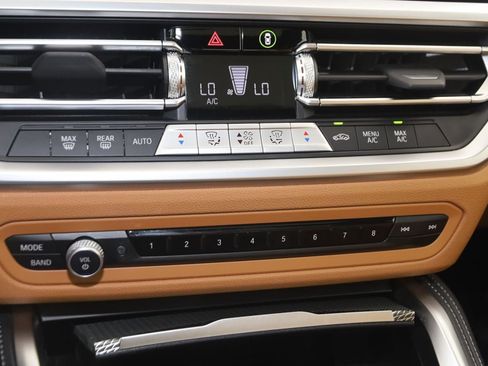 Used 2023 BMW M440i Coupe image 39