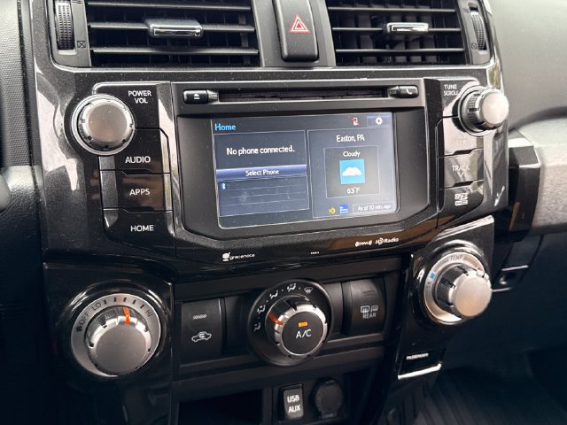 Used 2018 Toyota 4Runner TRD Off-Road AWD/4WD image 24