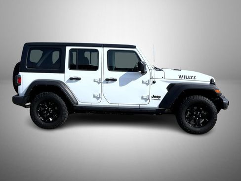 Used 2022 Jeep Wrangler Unlimited Sport AWD/4WD image 4