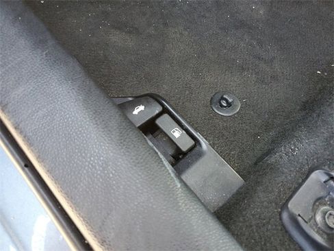 Used 2024 Toyota Corolla LE image 23