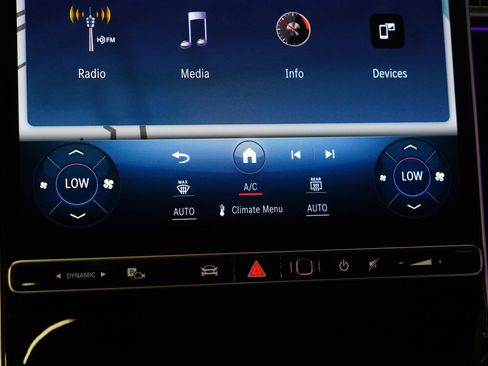 Certified 2024 Mercedes-Benz Maybach S 680 4MATIC image 28